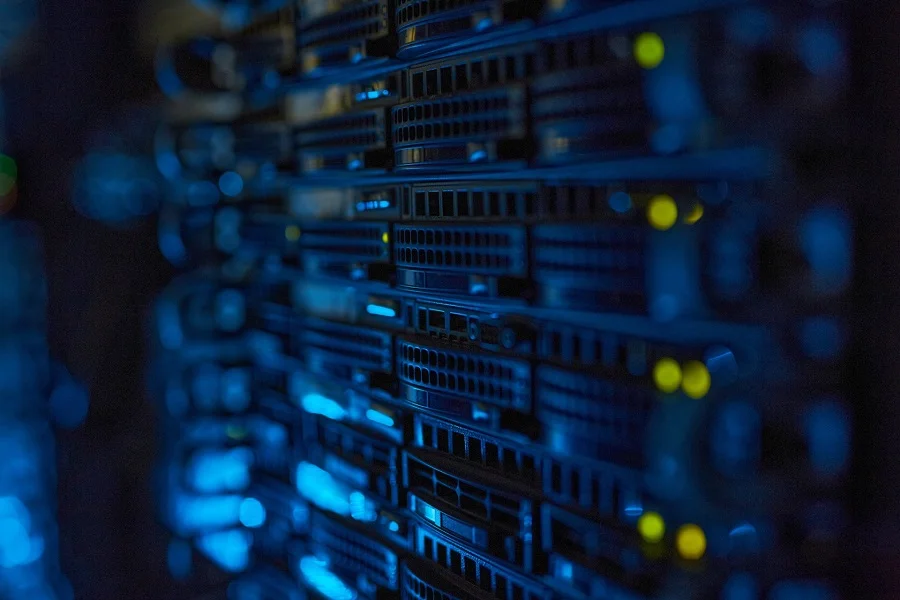 تفاوت هاست معمولی و پربازدید بررسی کامل